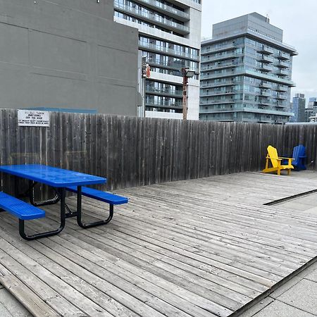 Neill Wycik Hotel Toronto Exterior foto
