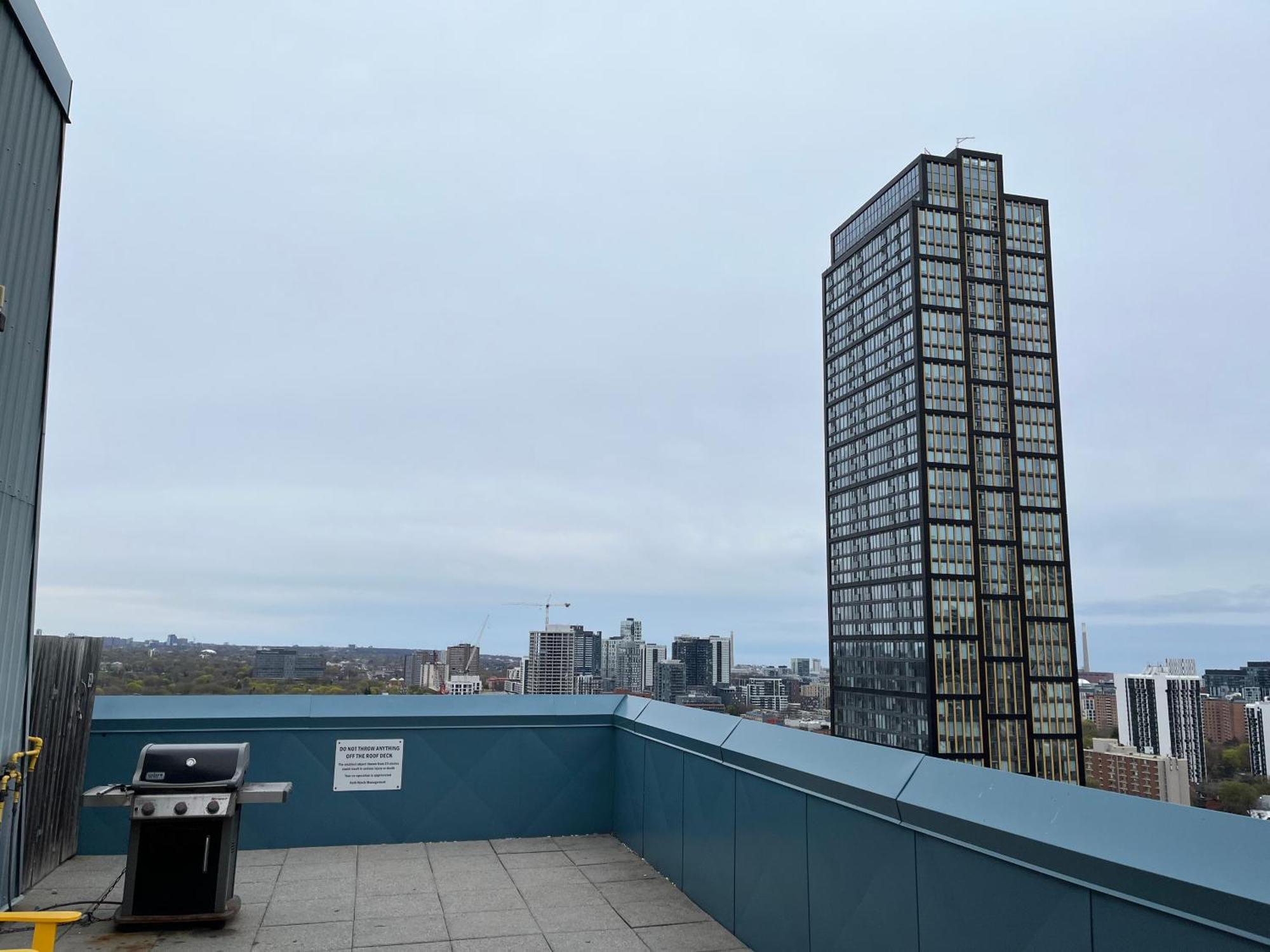 Neill Wycik Hotel Toronto Exterior foto